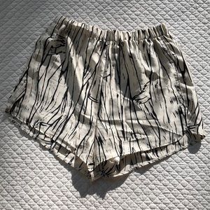 Silky Shorts Size XS/S